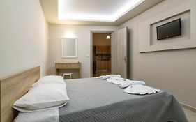 Irene Studios & Apartments